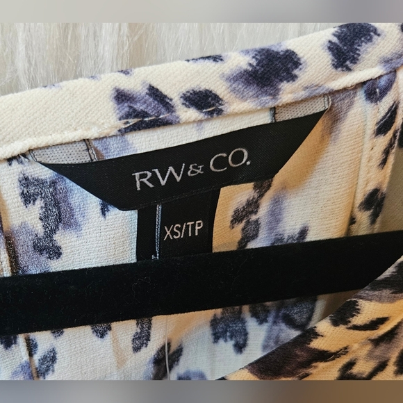 RW&CO. Summer Lavender Maxi Dress (NWOT) - Picture 5 of 10